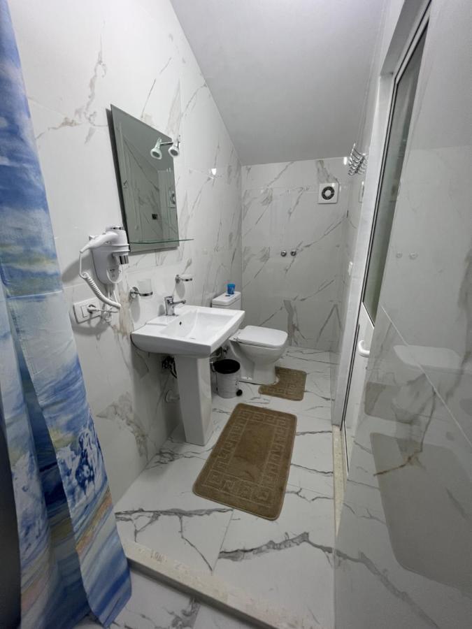 Lakefront House Shiroka Ngoại thất bức ảnh