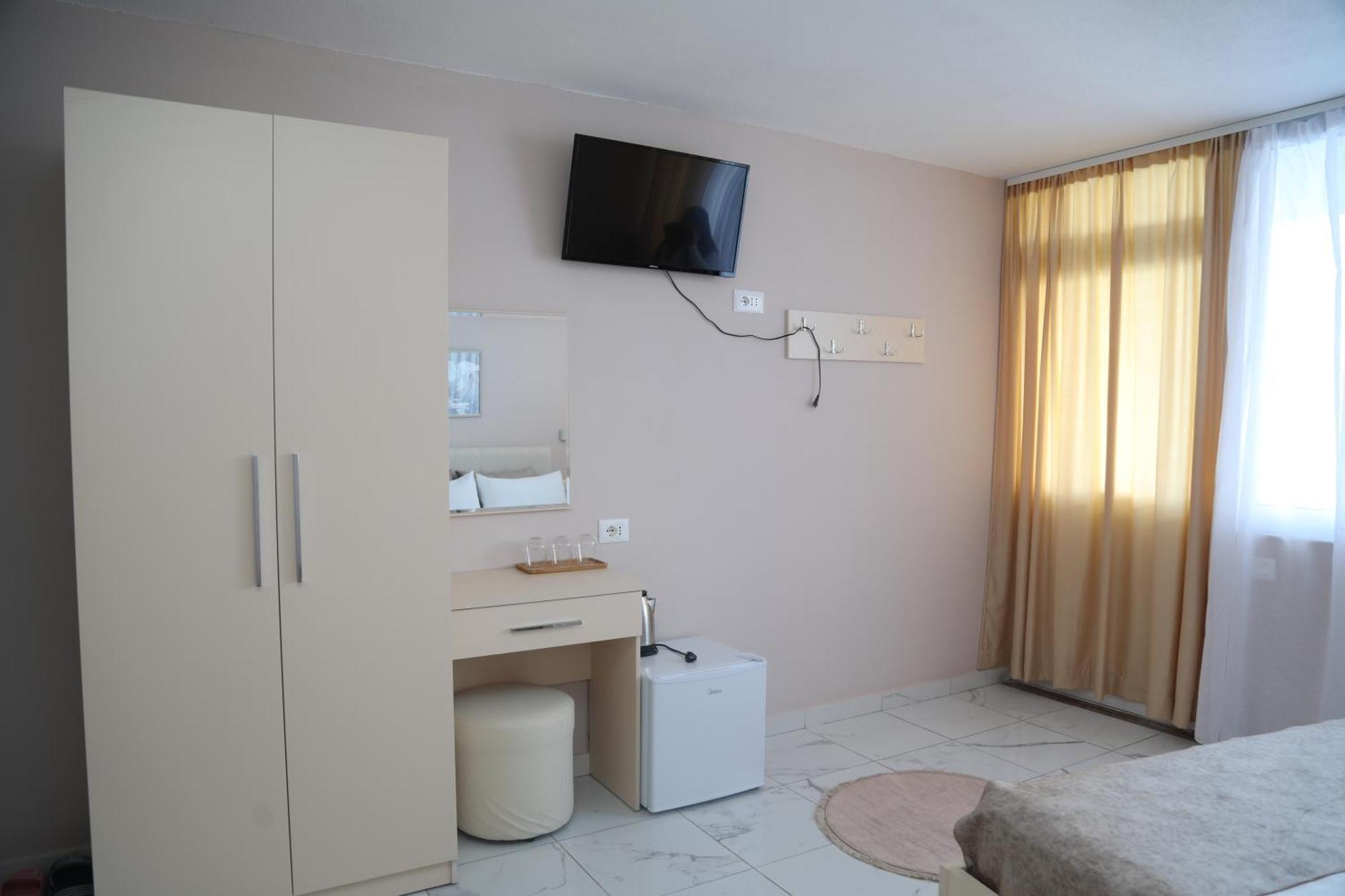 Lakefront House Shiroka Ngoại thất bức ảnh