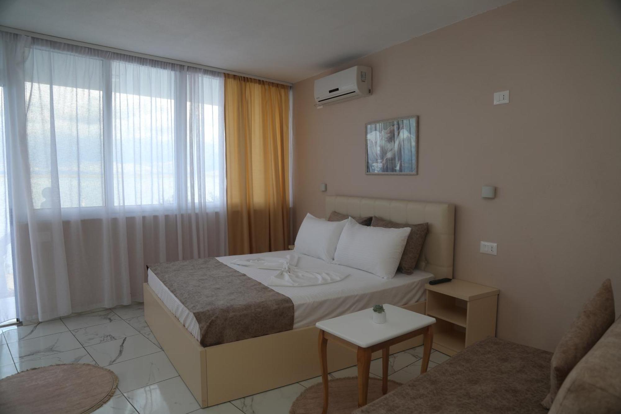 Lakefront House Shiroka Ngoại thất bức ảnh