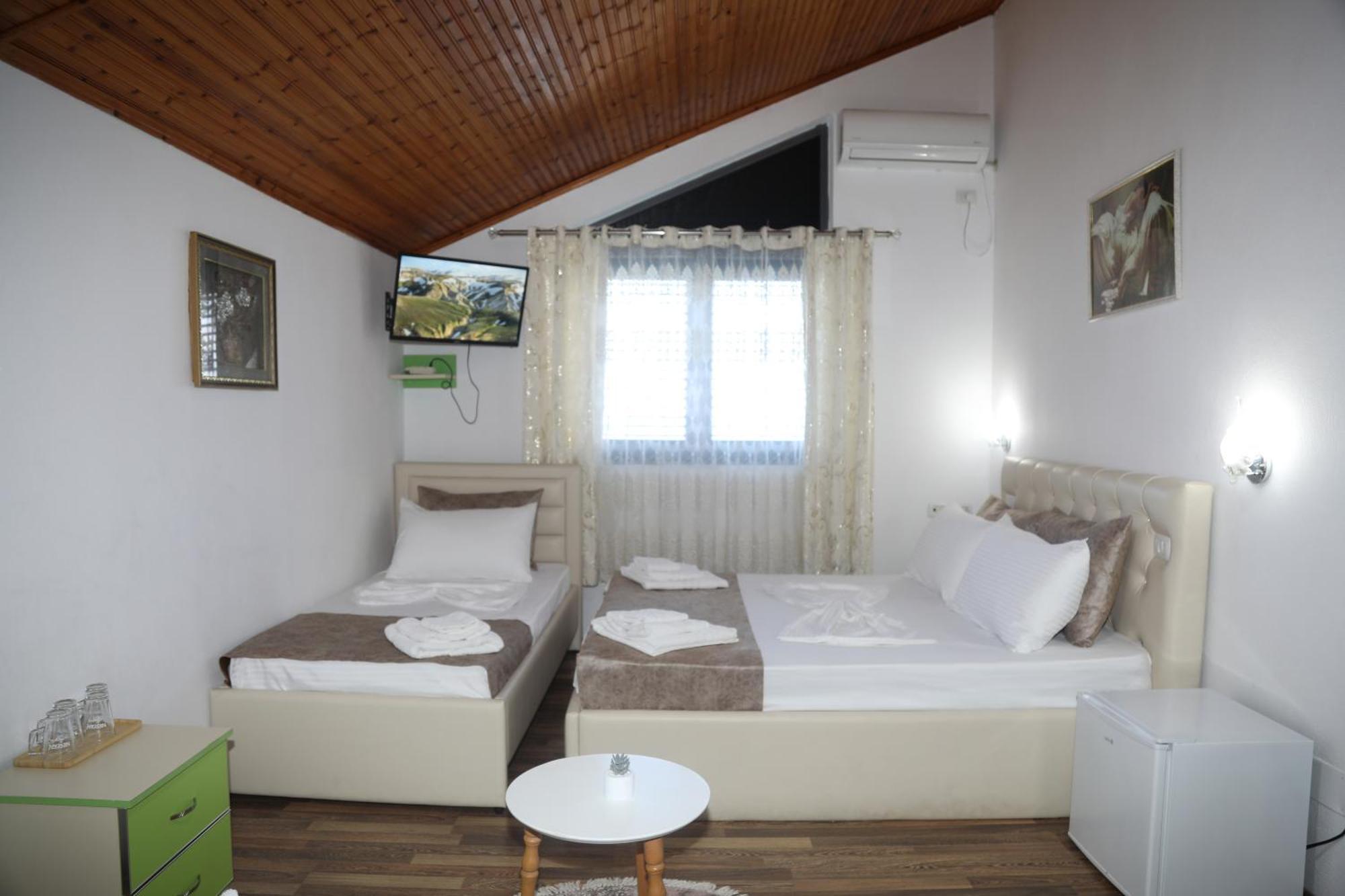 Lakefront House Shiroka Ngoại thất bức ảnh